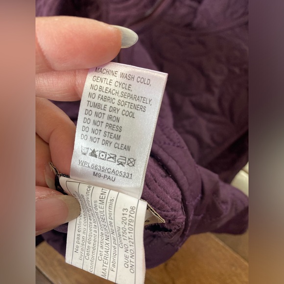 Women's Woolrich Dark Wineberry Color Vest Womens Size M - Picture 11 of 14